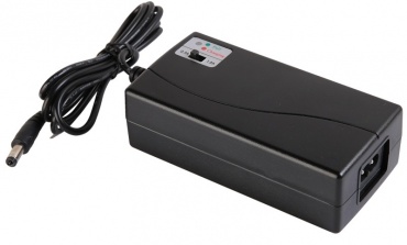電池充電器獨(dú)特的輸入調(diào)節(jié)環(huán)路簡(jiǎn)化太陽(yáng)能電池板最大功率點(diǎn)跟蹤
